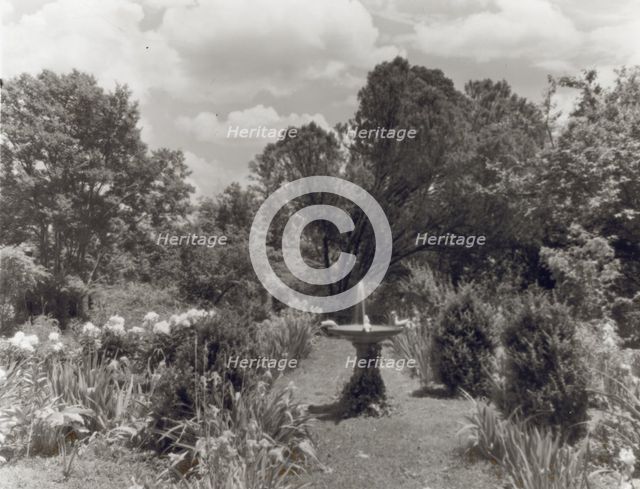 "Enniscorthy," Albert Henry Morrill house, Country Road 627, Keene, Green Mountain... Virginia, 1932 Creator: Frances Benjamin Johnston.