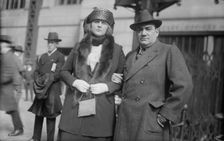 Enrico Caruso & wife Dorothy Caruso, between c1915 and c1920. Creator: Bain News Service