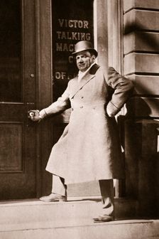 Enrico Caruso, Italian opera singer, USA, 6 November, 1909. Creator: Unknown
