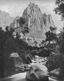 Eagle Crag, Shoshone Falls, Idaho, USA, c1900. Creator: Unknown