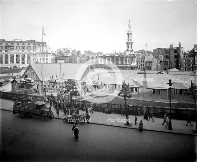 Eagle Hut in Aldwych, Westminster, London, 1918. Artist: Bedford Lemere and Company
