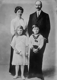 Earl of Athlone and family, between c1910 and c1915. Creator: Bain News Service