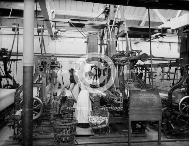 Early's Blanket Factory, Witney, Oxfordshire, 1897. Artist: Henry Taunt