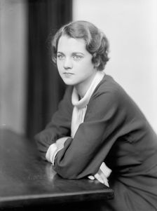 Earnshaw, Helen - Portrait, 1933. Creator: Harris & Ewing