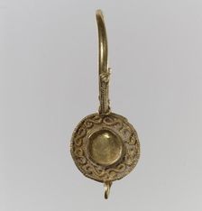 Earring, Langobardic or Byzantine (?), 6th-7th century. Creator: Unknown