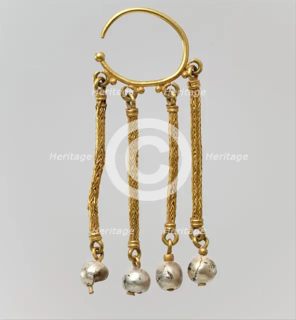 Earring (one of a pair), Byzantine, 6th-7th century. Creator: Unknown.