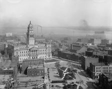 East from Majestic Building, Detroit, Mich., between 1902 and 1910. Creator: Unknown