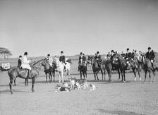 East Hampton hunt, 1933 Sept. Creator: Arnold Genthe
