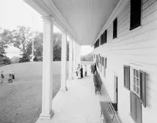 East portico, Mt. Vernon, Va., between 1900 and 1915. Creator: William H. Jackson