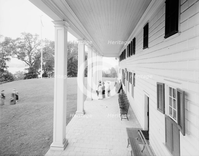 East portico, Mt. Vernon, Va., between 1900 and 1915. Creator: William H. Jackson.