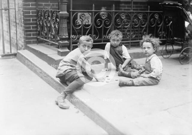 East Side Children, between c1910 and c1915. Creator: Bain News Service.