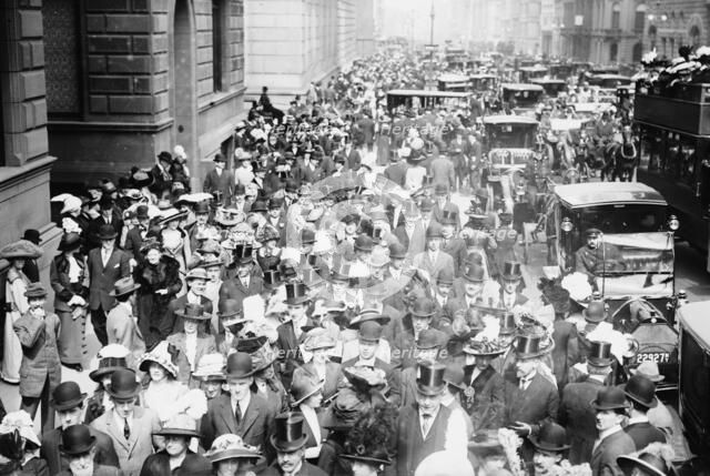 Easter - 5th Ave. 1912. Creator: Bain News Service.