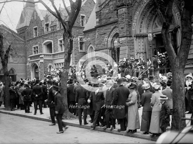 Easter Crowds; St. Patrick's, 1911. Creator: Harris & Ewing.