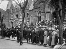 Easter Crowds; St. Patrick's, 1911. Creator: Harris & Ewing
