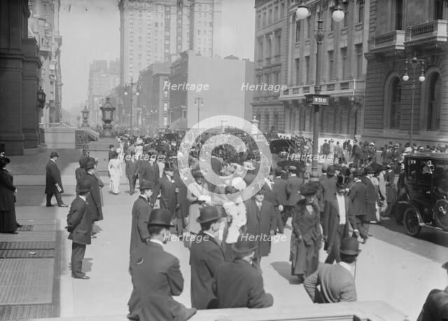 Easter Parade, Fifth Ave., New York, 1910. Creator: Bain News Service.