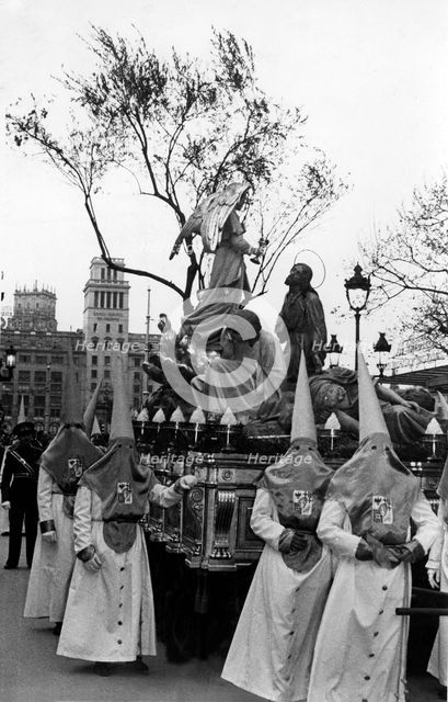 Easter procession passing through the Catalonia Square in Barcelona, ??1956.