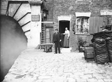Eastern entrance to Pentonville Tunnel and tunnel keeper's cottage, Regent's Canal, London, c1905