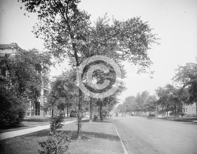 Eastern (i.e. East Grand) Boulevard, Detroit, Mich., between 1900 and 1920. Creator: Unknown.