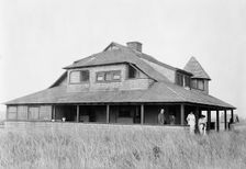 Easthampton - Home of E.E. McCall, between c1910 and c1915. Creator: Bain News Service