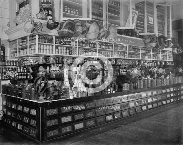 Edw. Neumann, Broadway Market, Detroit, Mich., between 1905 and 1915. Creator: Unknown.