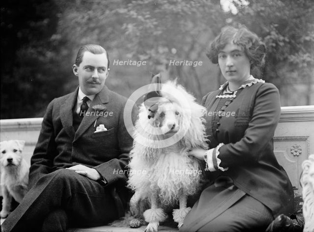 Edward Beale McLean with Mrs. McLean, 1912. Creator: Harris & Ewing.