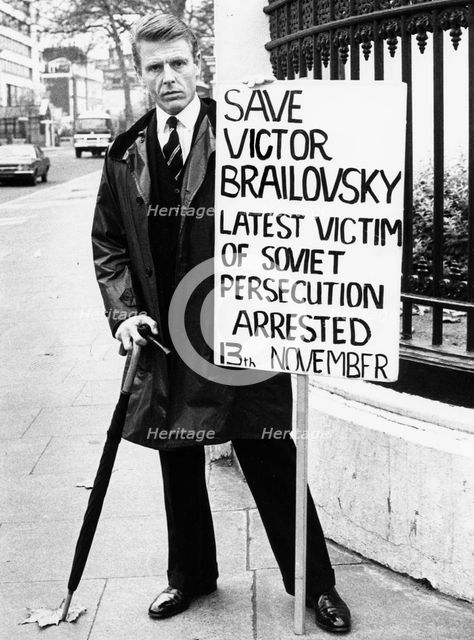 Edward Fox (1937- ), English actor, protesting outside the Soviet Embassy, 1980. Creator: Unknown.