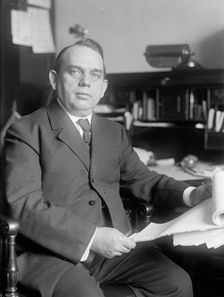 Edward John King, Rep. from Illinois, 1914. Creator: Harris & Ewing
