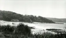 Edwards Beach, Balmoral, c1910. Creator: Unknown