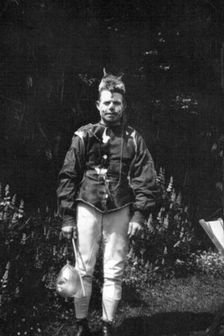 Edwin James as the fool, Bidford Morris Dancers, Redditch, Worcestershire, 2 June 1906. Artist: Cecil Sharp