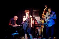 Edana Minghella Quartet, Brunswick, Hove, East Sussex, Oct 2015. Artist: Brian O'Connor