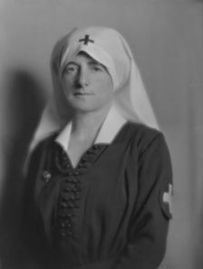 Edean, Miss, portrait photograph, 1916 Apr. 14. Creator: Arnold Genthe