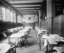 Edelweiss Cafe, Grill Room, Detroit, Mich., between 1905 and 1915. Creator: Unknown