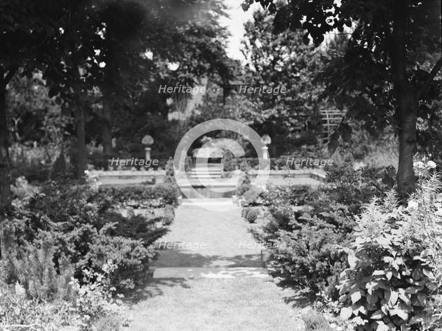 Edge, Charles N., garden, 1933 June 18. Creator: Arnold Genthe.