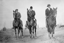 Edgewood Hunt. J.O. Evans; Murphy; Tuckerman, 1912. Creator: Harris & Ewing