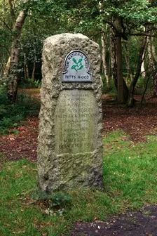 Edlmann memorial, Petts Wood, Kent, 2005. Creator: Peter Thompson