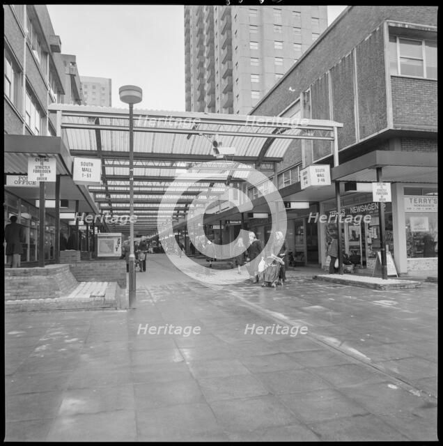 Edmonton Green Shopping Centre, New Road, Edmonton Green, Enfield, London, 1980. Creator: Department of the Environment.