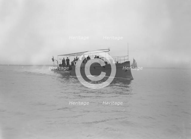 Egyptian motor launch under way, 1911. Creator: Kirk & Sons of Cowes.