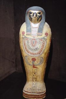 Egyptian Mummy of a Hawk representing Horus, c1st century BC-1st century