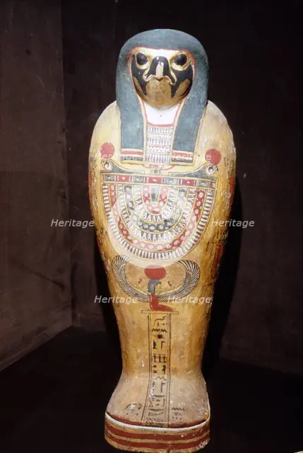 Egyptian Mummy of a Hawk representing Horus, c1st century BC-1st century.  Artist: Unknown.