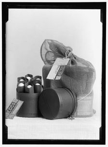 Egg box, between 1909 and 1923. Creator: Harris & Ewing