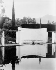 "El Fureidis," James Waldron Gillespie house, Parra Grande Lane, Montecito, California, 1917. Creator: Frances Benjamin Johnston