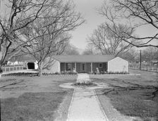 El Monte federal subsistence homesteads, California, 1936. Creator: Dorothea Lange