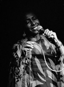 Elaine Delmar, Ronnie Scott's, Soho, London, May, 1993. Artist: Brian O'Connor