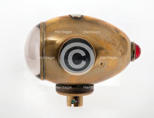 Electric side light 1920's. Creator: Unknown.