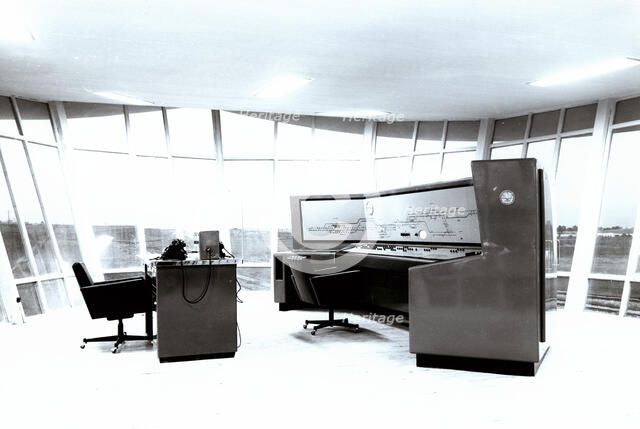 Electronic control of railway stations, the CTC cab, Madrid.