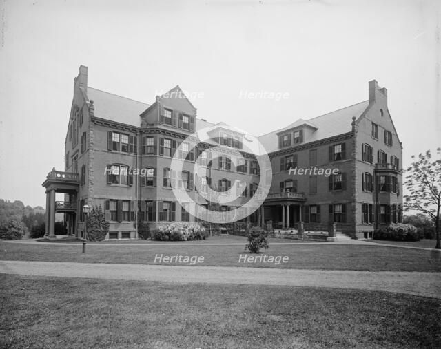 Elizabeth Mead Hall, Mount Holyoke College, South Hadley, Mass., between 1900 and 1910. Creator: William H. Jackson.