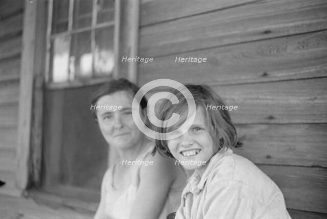 Elizabeth and Ida Ruth Tengle, Hale County, Alabama, 1936. Creator: Walker Evans.