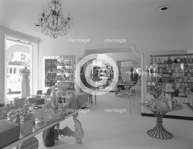 Elizabeth Arden, business on Worth Ave., Palm Beach, 1959. Creator: Gottscho-Schleisner, Inc.