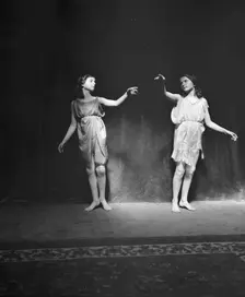 Elizabeth Duncan dancers and children, 1916 Creator: Arnold Genthe