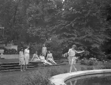 Elizabeth Duncan dancers and children, between 1916 and 1941. Creator: Arnold Genthe